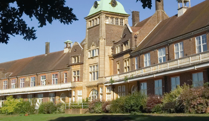A photograph taken of Mount Vernon Cancer Centre.