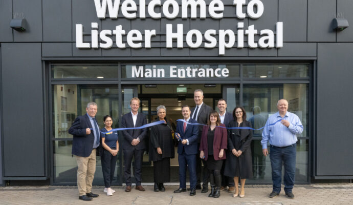 Picture of the opening of Lister Hospital